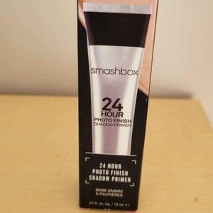 Smashbox 24 Hour Photo Finish Eye Shadow Primer (brand new in box)